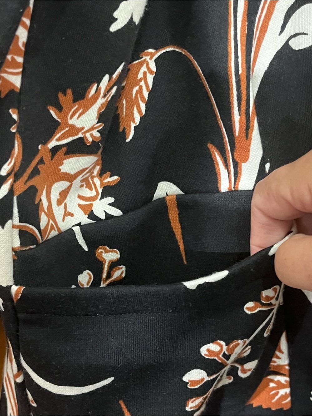 Columbia Black Botanical Leaf Print Cowl Funnel Neck Pullover 2X - Picture 5 of 12